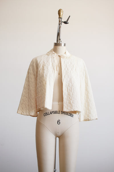 1940s Cream Quilted Bed Jacket