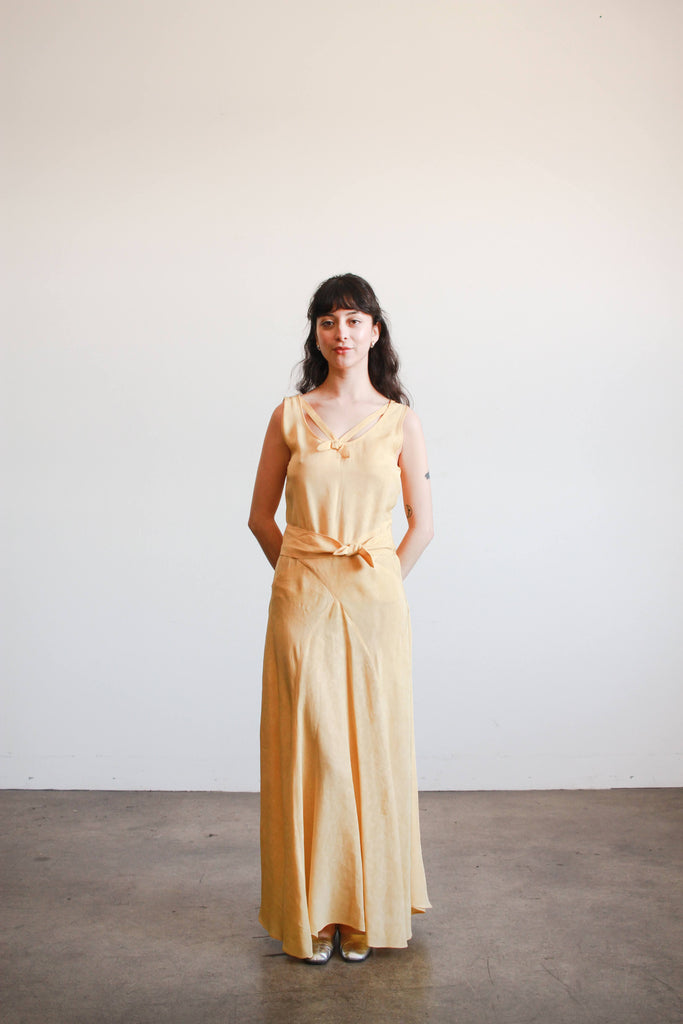 1930s Yellow Woodgrain Taffeta Bias Cut Dress 1930s Yellow Woodgrain Taffeta Bias Cut Dress