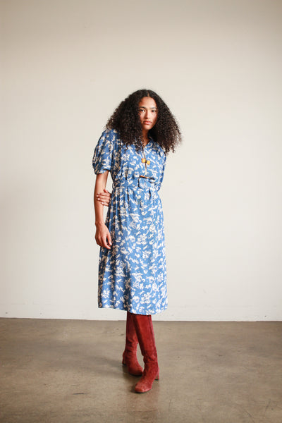 1940s Cerulean Cold Rayon Chinoiserie Motif Belted Dress