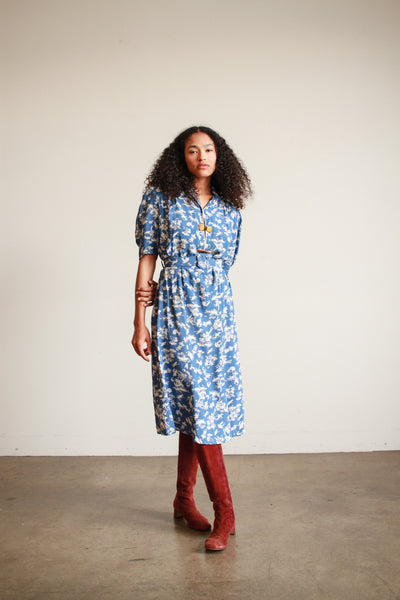 1940s Cerulean Cold Rayon Chinoiserie Motif Belted Dress