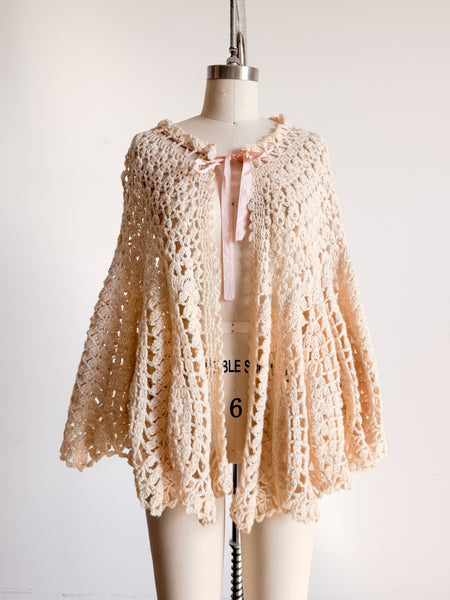 1950s Beige Knit Crochet Poncho