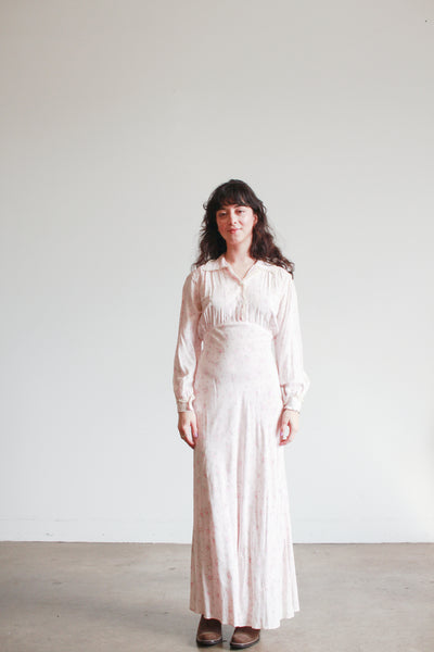 1940s Baby Pink Rosette Nightgown