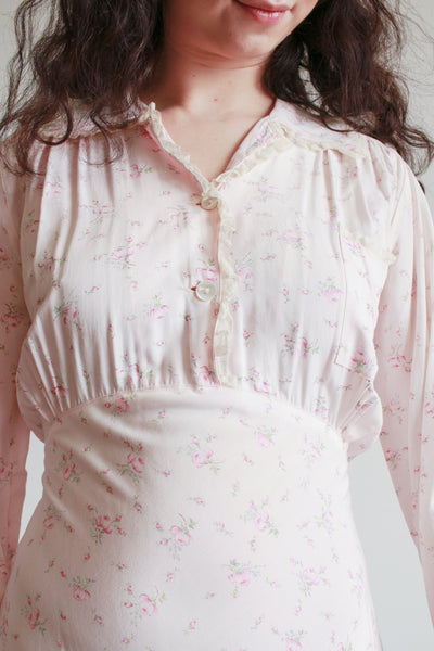 1940s Baby Pink Rosette Nightgown
