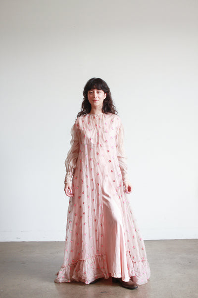 1930s Pink Silk Organza Flower Duster