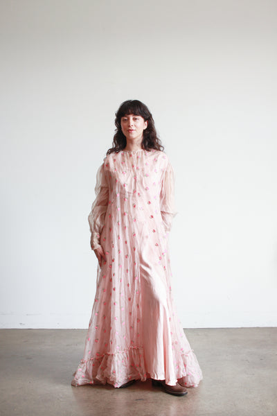1930s Pink Silk Organza Flower Duster