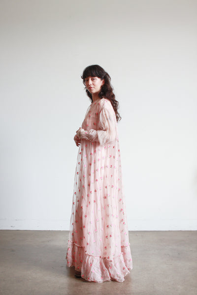 1930s Pink Silk Organza Flower Duster