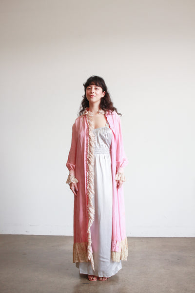 1930s Foxglove Pink Chinese Jacquard Duster