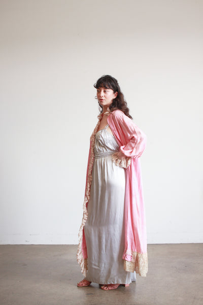 1930s Foxglove Pink Chinese Jacquard Duster