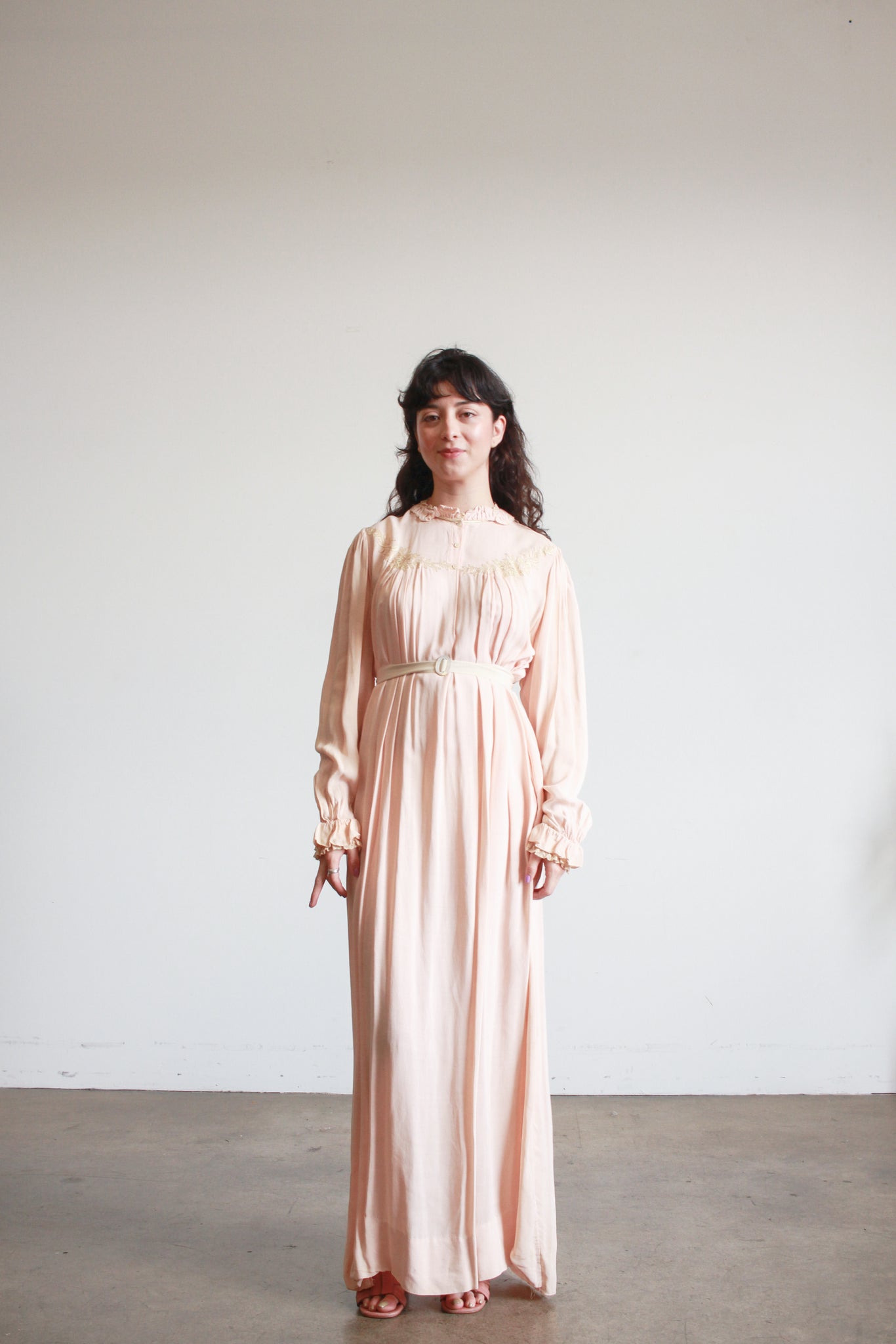 1900s Light Pink Cotton Applique Nightdress