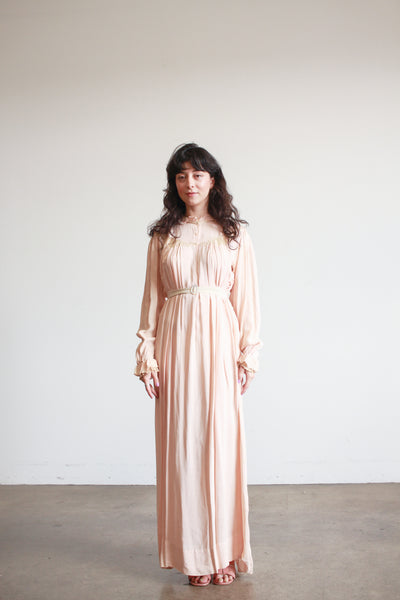 1900s Light Pink Cotton Applique Nightdress