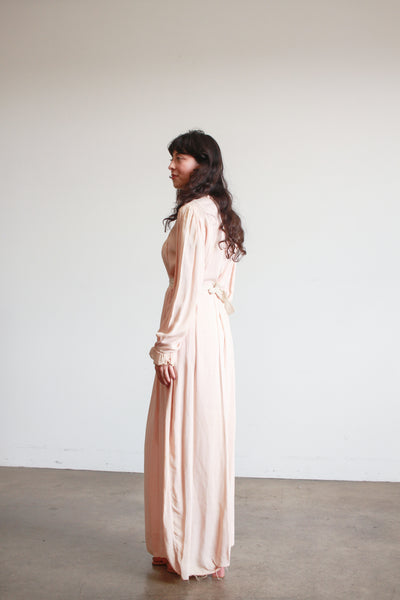 1900s Light Pink Cotton Applique Nightdress