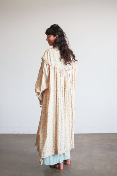 1800s Ecru Cotton Calico Lace Bib Duster