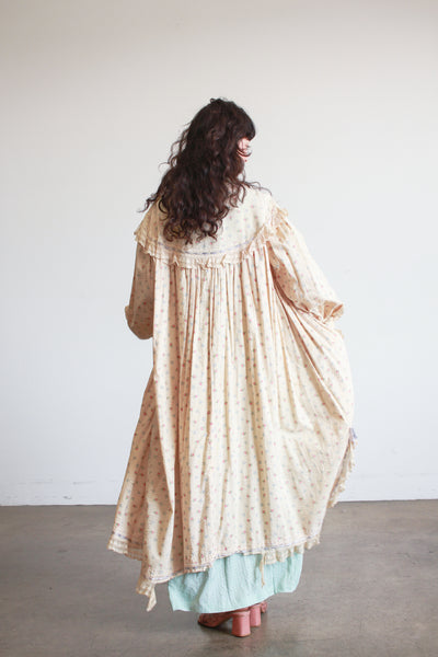 1800s Ecru Cotton Calico Lace Bib Duster