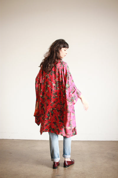 1940s Raspberry Print Reversible Pongee Silk Kimono