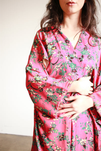 1940s Raspberry Print Reversible Pongee Silk Kimono