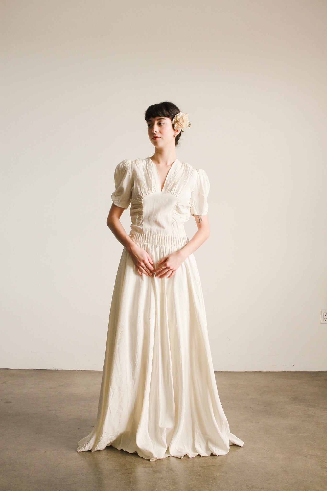 1940s White Taffeta Silk Puff Sleeve Gown Blossom Vintage 1940s White Taffeta Silk Puff Sleeve Gown Blossom Vintage