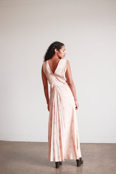 1930s Pale Pink Rosette Bias Nightgown