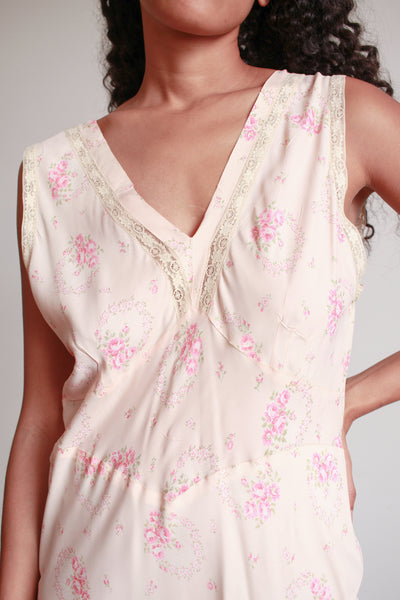 1930s Pale Pink Rosette Bias Nightgown