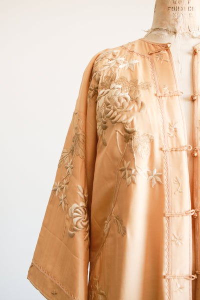 1920s Apricot Floral Motif Embroidered Silk Robe