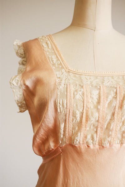 1930s Peach Silk Charmeuse Lace Paneled Bias Slip Dress