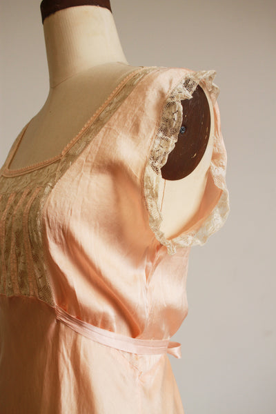 1930s Peach Silk Charmeuse Lace Paneled Bias Slip Dress