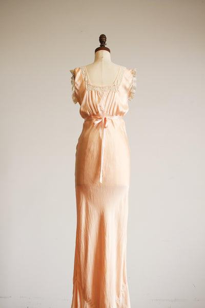 1930s Peach Silk Charmeuse Lace Paneled Bias Slip Dress