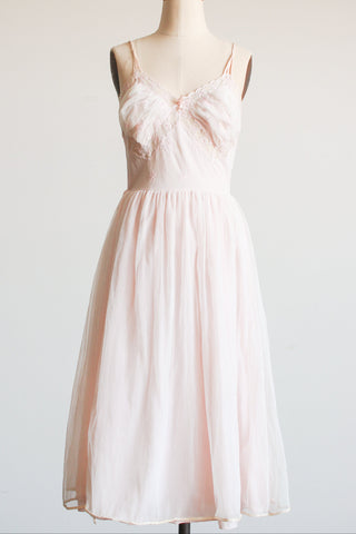 1950s Light Pink Nylon Lace Trim Slip Dress