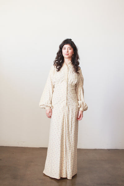 1900s Pale Yellow Cotton Floral Nightdress