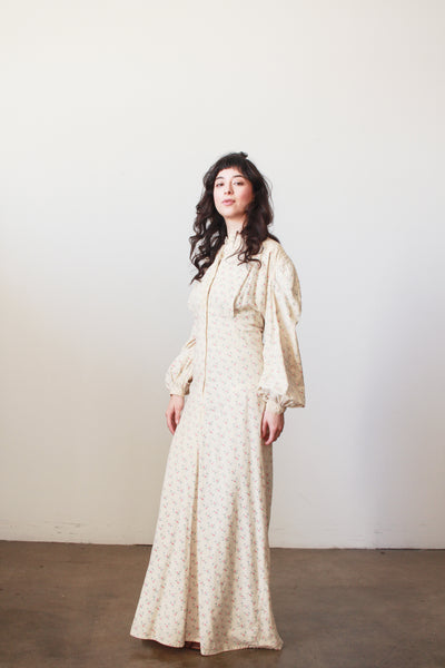 1900s Pale Yellow Cotton Floral Nightdress