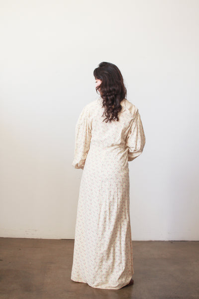 1900s Pale Yellow Cotton Floral Nightdress