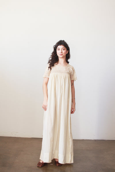 1900s Cream Lace Embroidered Cotton Nightgown