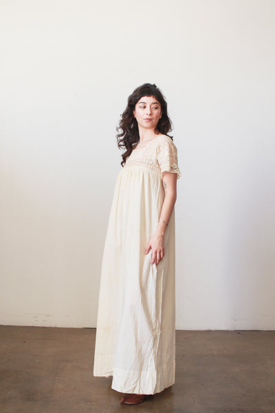 1900s Cream Lace Embroidered Cotton Nightgown