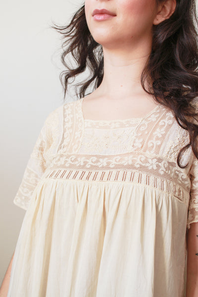 1900s Cream Lace Embroidered Cotton Nightgown