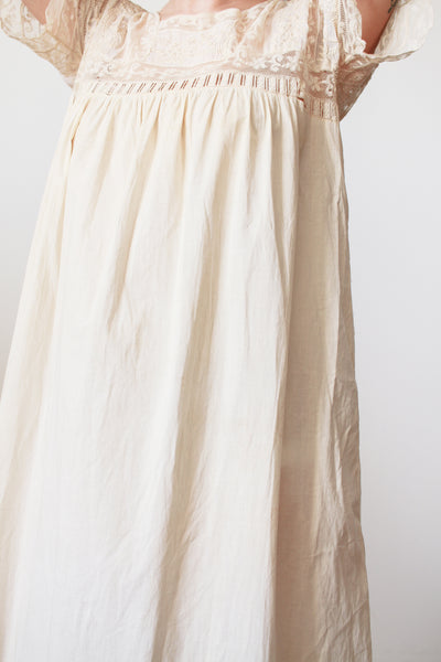 1900s Cream Lace Embroidered Cotton Nightgown
