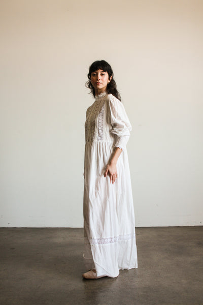1980s White Cotton Lace Inlay Long Sleeve Dress