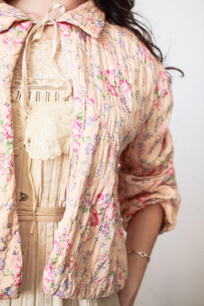 1950s Pink Quilted Rose Bed Jacket