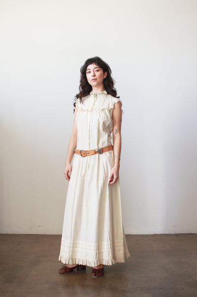 1900s Cream Cotton Lace Yoke Sleeveless Nightgown
