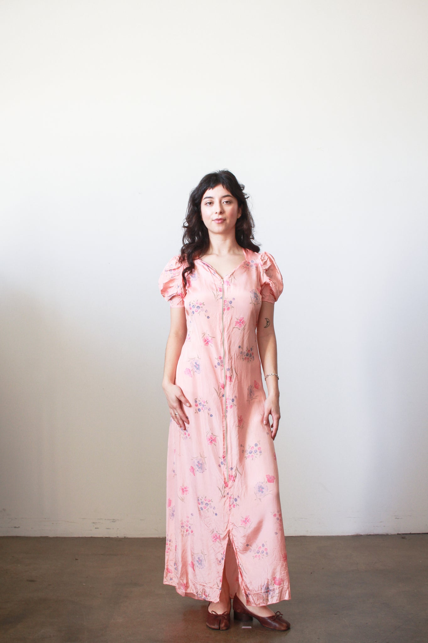 1940s Pink Cold Rayon Floral Puff Sleeve Dress