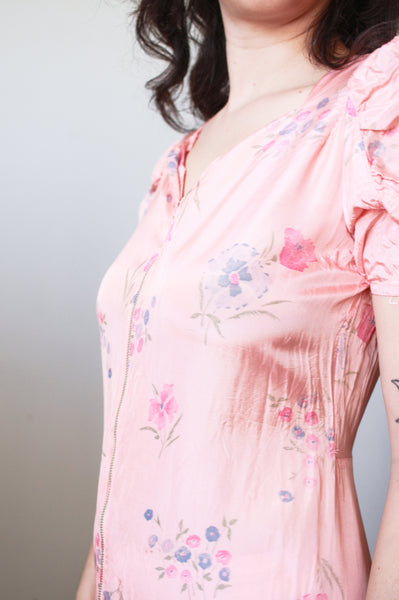 1940s Pink Cold Rayon Floral Puff Sleeve Dress