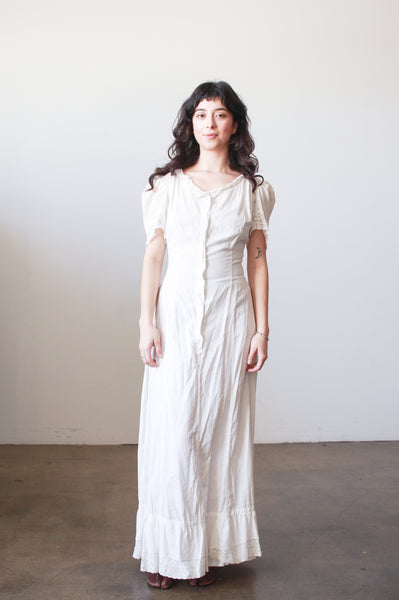 Antique Ivory Lace Trim Short Sleeve Chemise