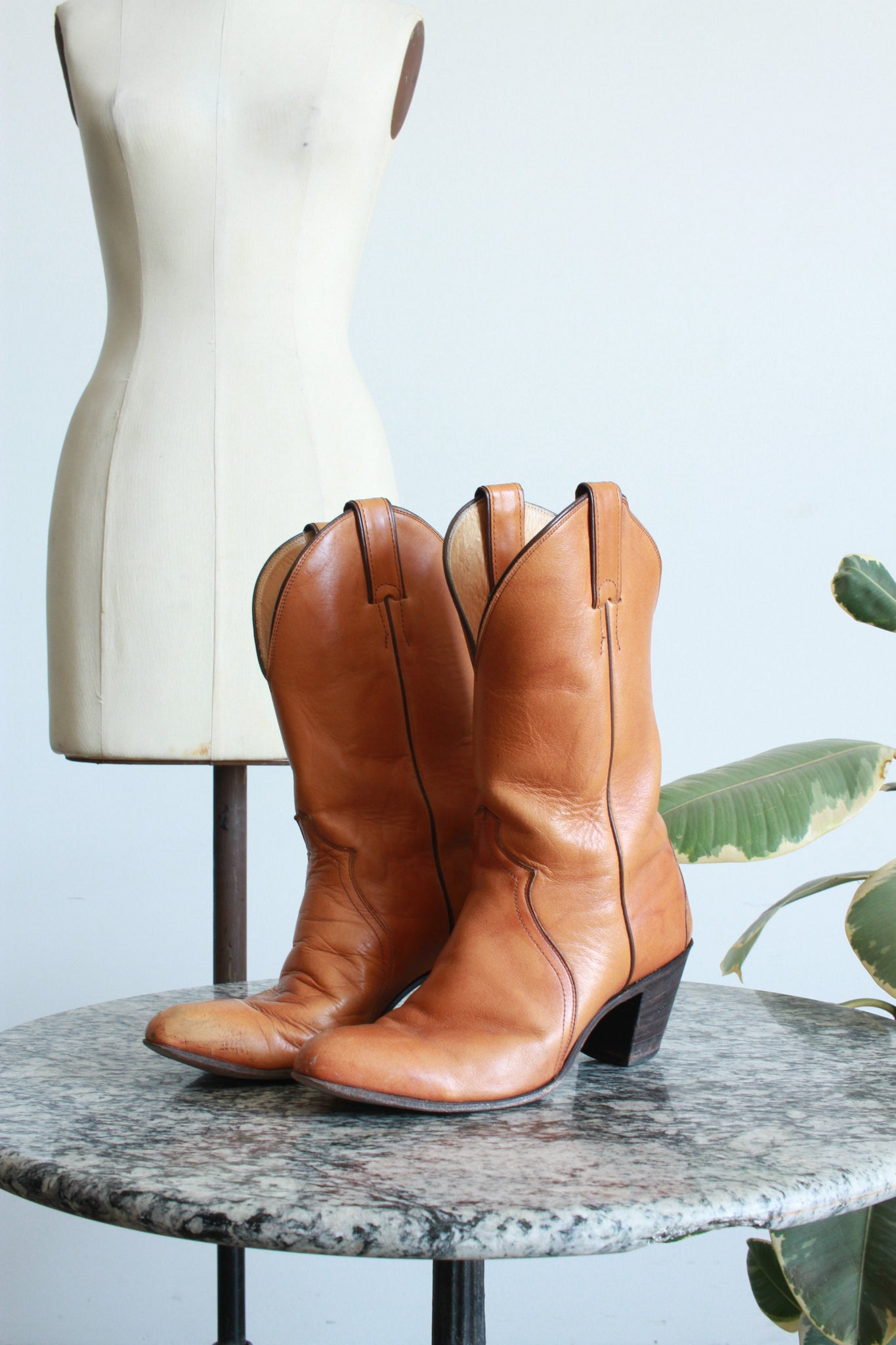 1980s Justin Cognac Western Boots | 8
