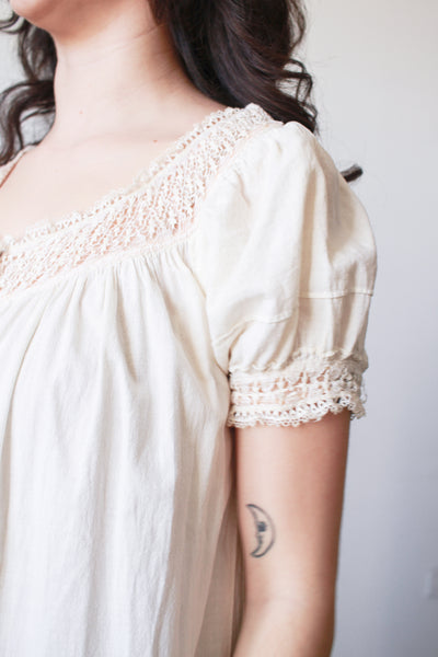 1910s Ivory Cotton Lace Trim Puff Sleeve Nightgown