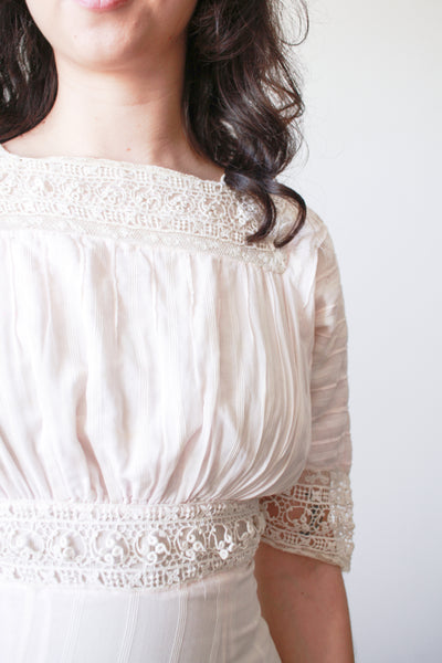 1910s Light Pink Cotton Voile Lace Trim Lawn Dress