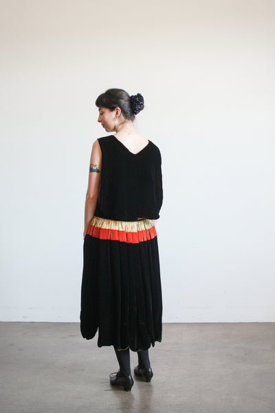 1920s Black Silk Velvet Scalloped Lamé Dress