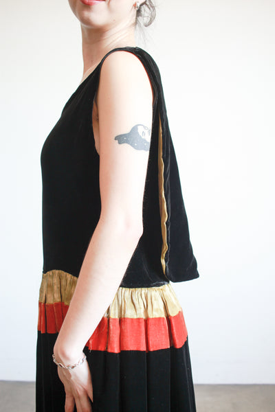 1920s Black Silk Velvet Scalloped Lamé Dress