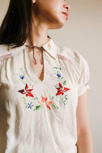 1950s White Rayon Peasant Blouse