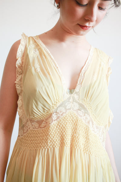 1930s Buttercream Silk Smock Sleeveless Nightgown