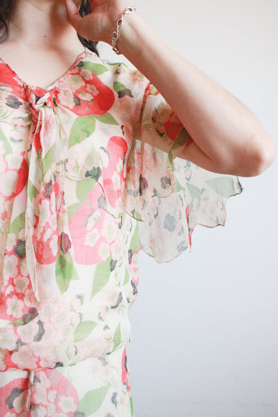 1920s Red and Green Silk Apple Blossom Capelet Dress