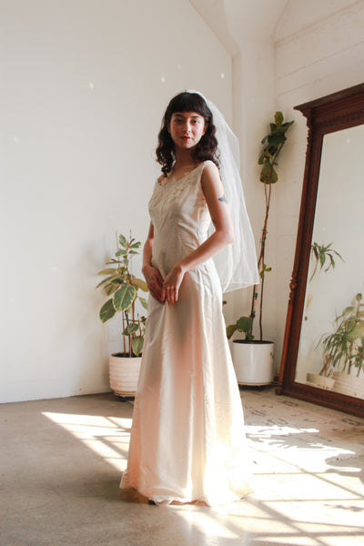 1960s Cream Sleeveless Sheath Dress