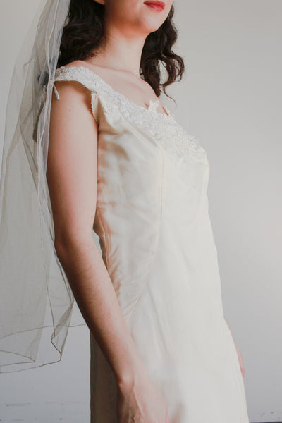 1960s Cream Sleeveless Sheath Dress